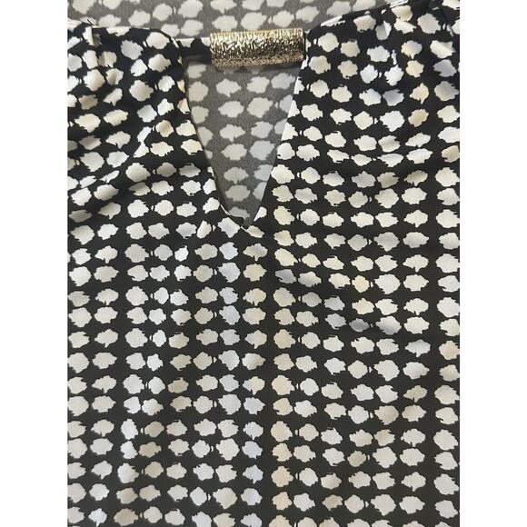 Notations Women’s XL Black White Geometric Print Top Gold Bar Neck Short Sleeve - Picture 3 of 7